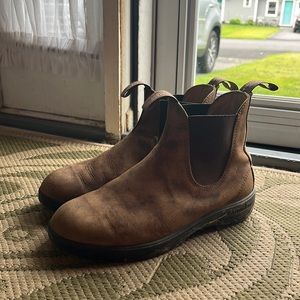 Blundstone 550 Chelsea Boots